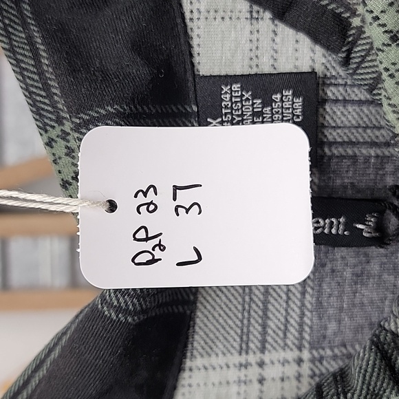 No Comment Plus Size 1X - Picture 7 of 7